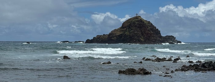 Koki Beach is one of hawaii.