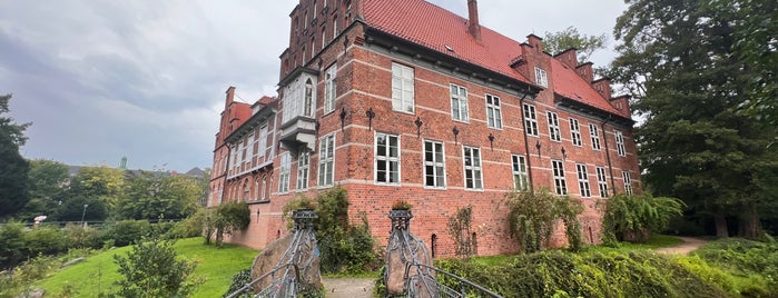 Schloss Bergedorf is one of war da.