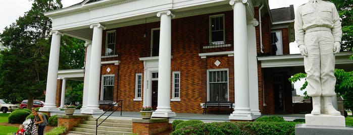 General William C. Lee Airborne Museum is one of Science, Art & History.