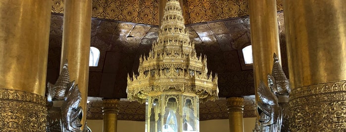 Swe Taw Myat Pagoda is one of Let's go to Yangon.