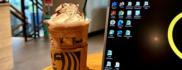 Starbucks is one of Wi-Fi hotspot + plug.