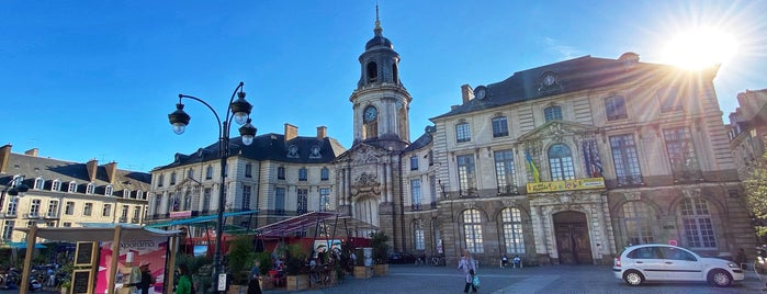Hôtel de ville de Rennes is one of Ma Vie Étudiante @ Rennes !.