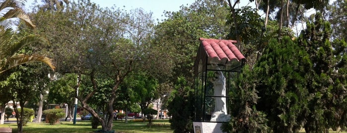 Parque Huertos de San Antonio is one of Parques en Surco.