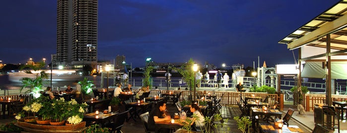 Aquatini Riverside Restaurant & Bar is one of Bangkok.