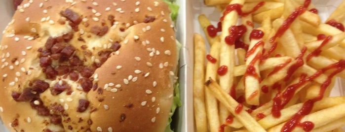 McDonald's is one of Lugares para almorzar en el trabajo.