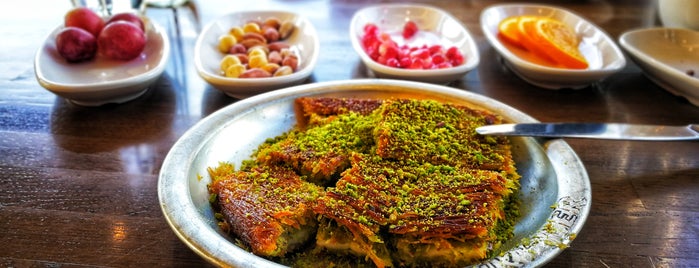 Özikizler Künefe is one of 🍮 Ankara - Desserts.