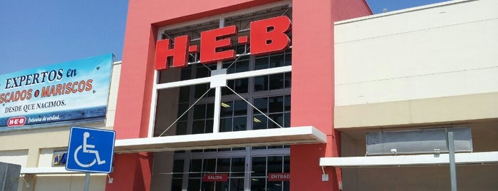 H-E-B is one of Lugares favoritos de Tanya.