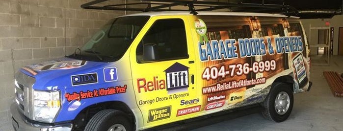 ReliaLift Garage Doors & Openers is one of สถานที่ที่ Chester ถูกใจ.
