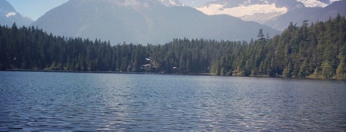 Levette Lake is one of Lieux qui ont plu à Blake.