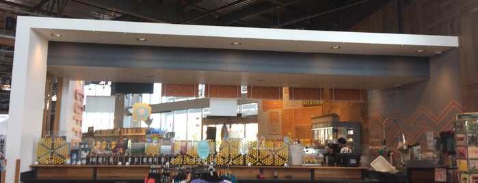 Whole Foods Market is one of Lisa’s Liked Places.