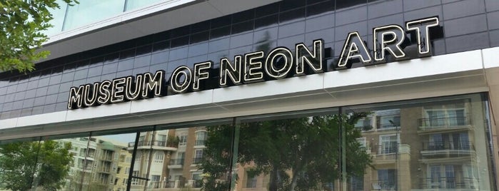 Museum of Neon Art is one of roadtrip USA.