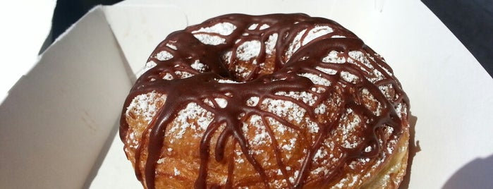 Kettle Glazed Doughnuts is one of Los Angeles.