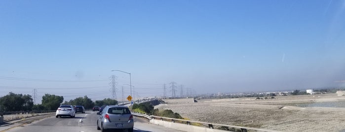 I-210 / I-605 Interchange is one of Los Angeles area highways and crossings.