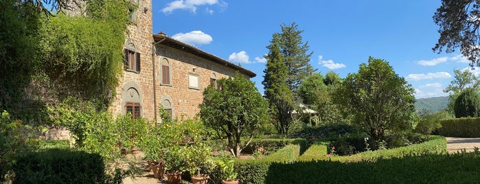 Castello di Querceto is one of Chianti.