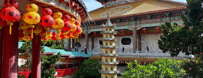 极乐寺万佛宝塔 The Pagoda Of Kek Lok Si is one of Malaysia-Penang Georgetown Place I visited.