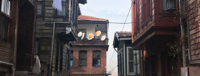 Ayrancı Sokağı is one of Süleymaniye.