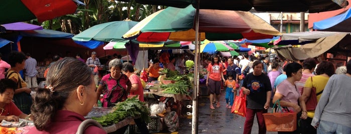 Bentong Market (Pasar Besar Bentong) is one of KL Must Do List.
