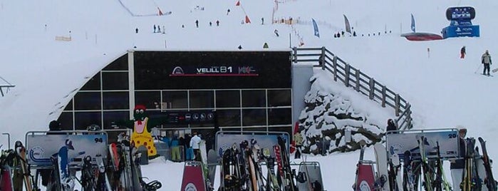 Velillbahn B1 is one of Ischgl Samnaun Ski Arena.