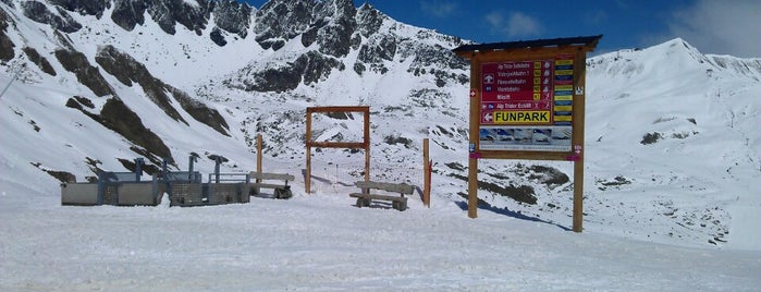Alp Trida Sattel is one of Tempat yang Disukai Cenker.