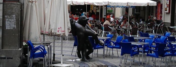 Plaza de Uncibay is one of Sitios típicos de Málaga.