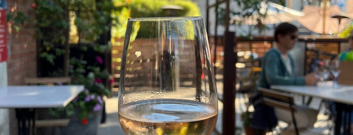 Santa Barbara Wine Collective is one of LA 2018.