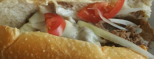 George's Pizzeria is one of Posti che sono piaciuti a Ya'akov.