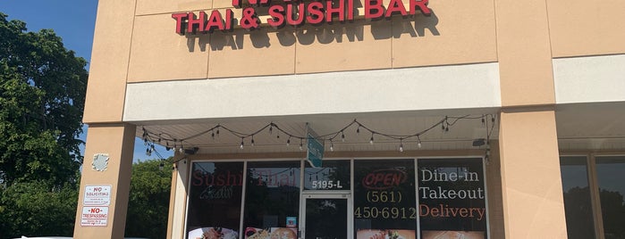 Nana Noodles & Sushi Bar is one of Florida.