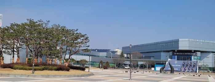 천안종합운동장 주경기장 is one of K리그 1~4부리그 경기장.