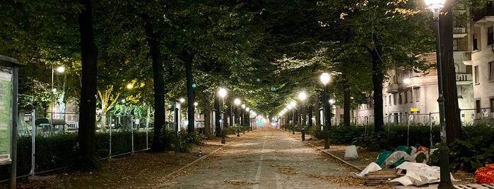 Piazza Arbarello is one of Top 10 favorites places in Torino, Italia.
