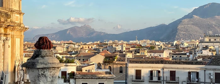 LaRinascente Roof Garden is one of Palermo.