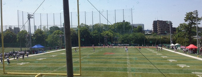 早稲田大学BIGBEARSアメリカンフットボールグラウンド is one of 大学の競技場.