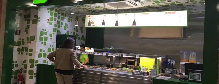 Maoz Vegetarian is one of Micheleさんのお気に入りスポット.