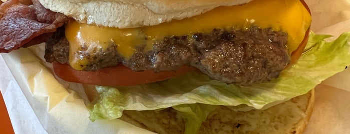 George's Giant Hamburgers is one of SFGate Bargain Bites 2012.
