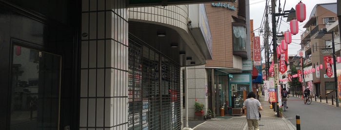 ローヤル洋菓子店 is one of 菓子店.