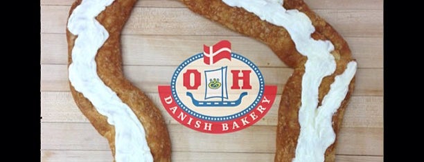 O&H Danish Bakery is one of Lugares favoritos de Ferdinand.