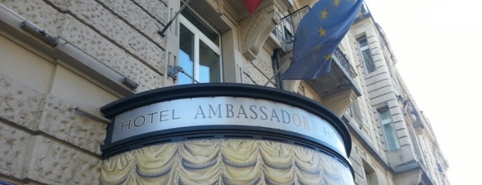 Small Luxury Hotel Ambassador is one of Lugares favoritos de Oksana.