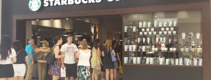 Starbucks is one of Para Comer.