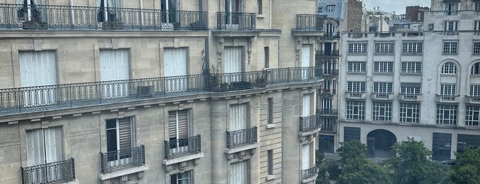 Hôtel Le Méridien Étoile is one of Paris.