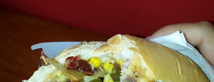 Phillys Cheese Steak is one of Fortaleza.