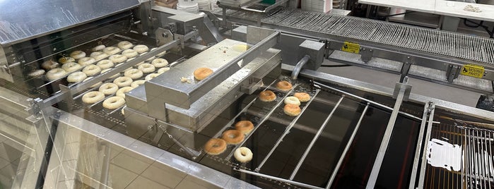 Krispy Kreme Doughnuts is one of DoNuts.