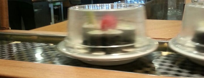 Ten Sushi is one of Tempat yang Disukai Marlina.