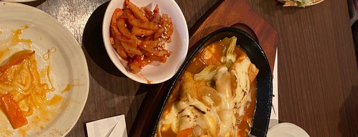 韓国家庭料理 プサン is one of daqlaさんのお気に入りスポット.