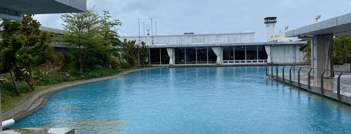 Shimojishima Airport (SHI) is one of Lugares favoritos de daqla.