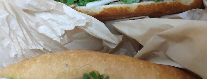 Ebisu Banh Mi Bakery is one of Tempat yang Disukai daqla.