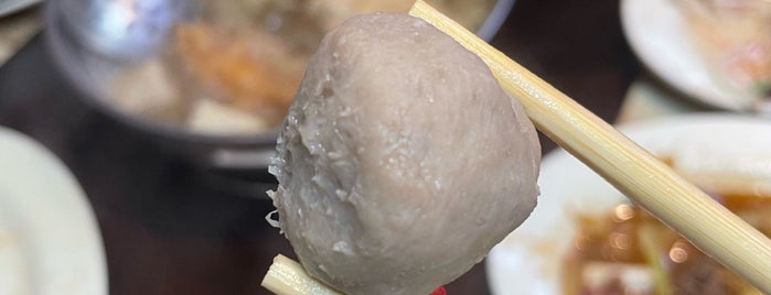 源坐羊肉 is one of best of the best.