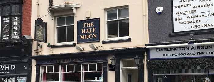 The Half Moon is one of Lieux qui ont plu à Carl.