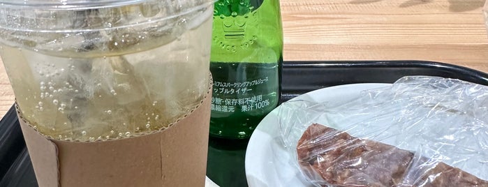 Zebra Coffee ＆ Croissant is one of デートのごはん.