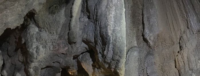 grotte di rescia is one of Escursioni.