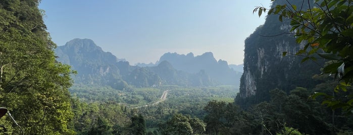 Khlong Phanom National Park is one of สุราษฎร์ธานี.