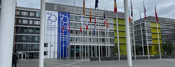 Parlement européen | European Parliament is one of Luxembourg.